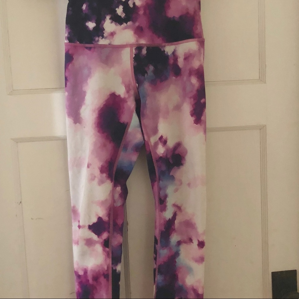 Lululemon High times patterned 7/8 legging